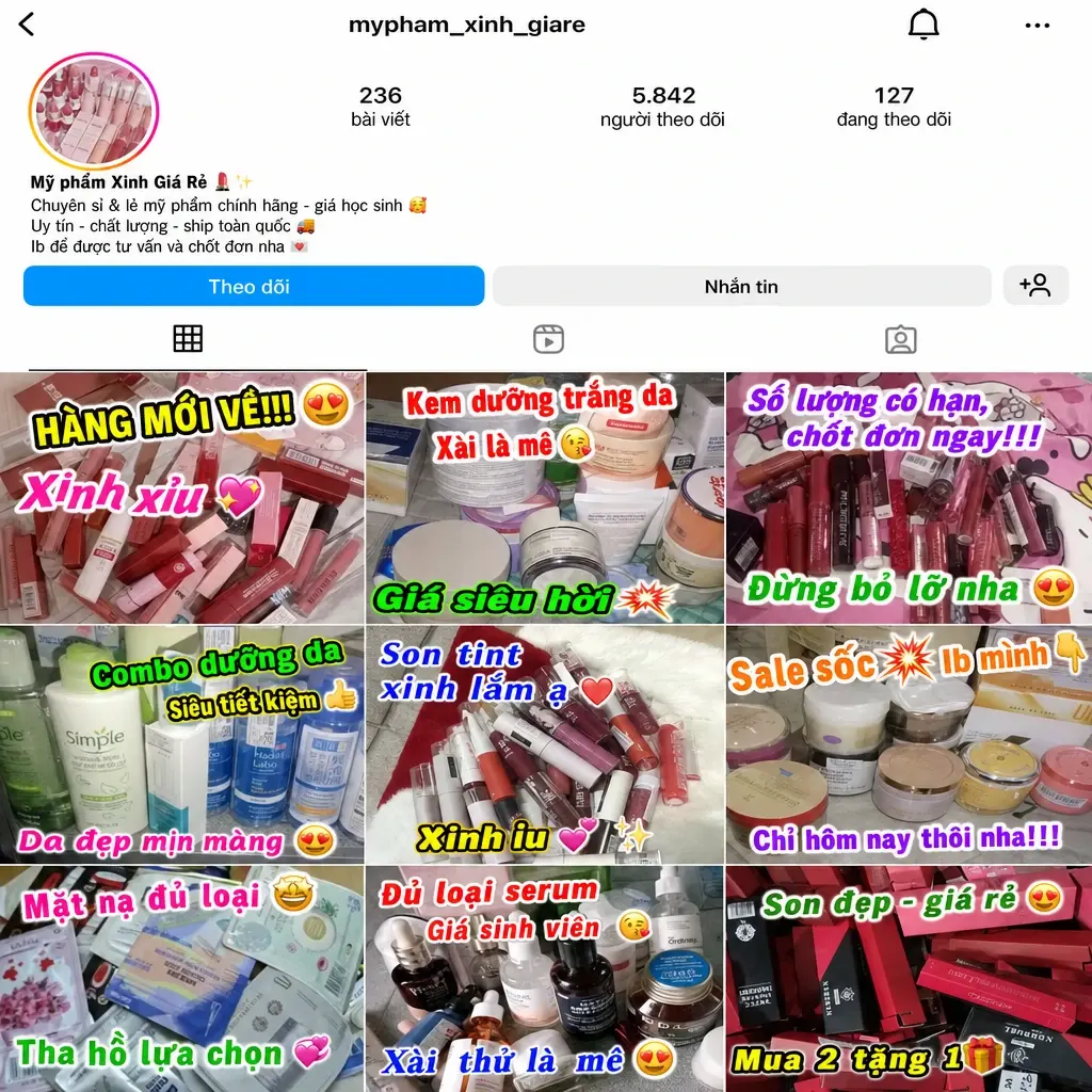 Feed với chín bài đăng lệch nhau về màu sắc và phong cách